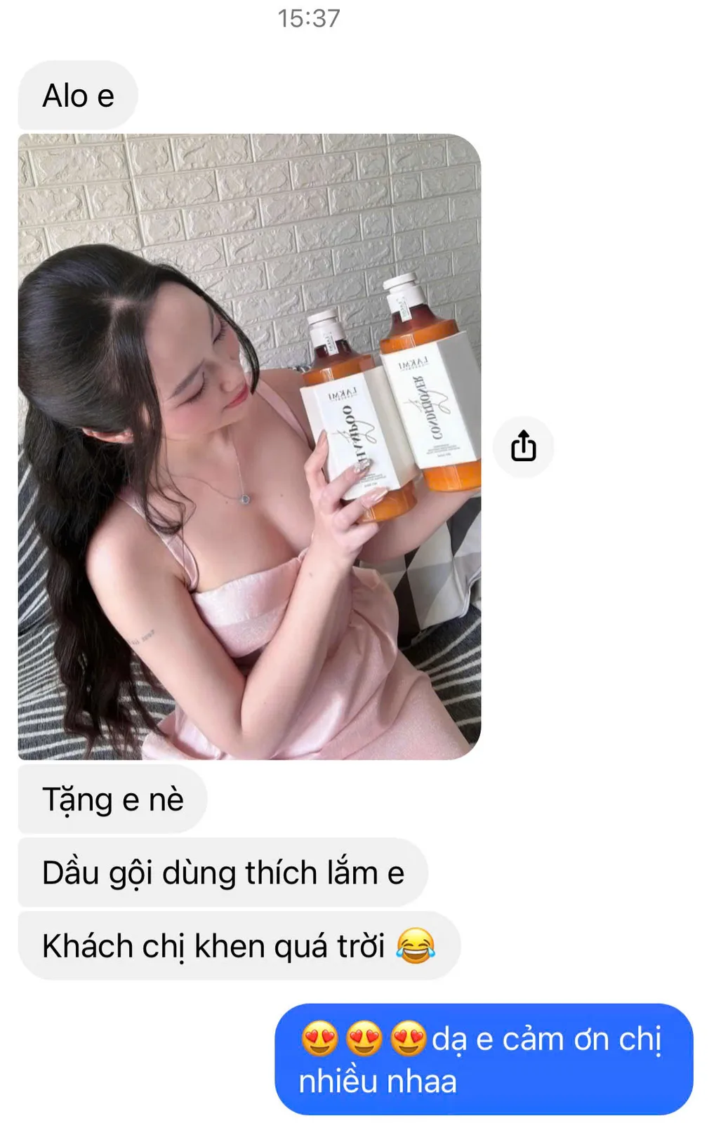 Tin nhắn khách hàng khen dầu gội LAKMI Luxury